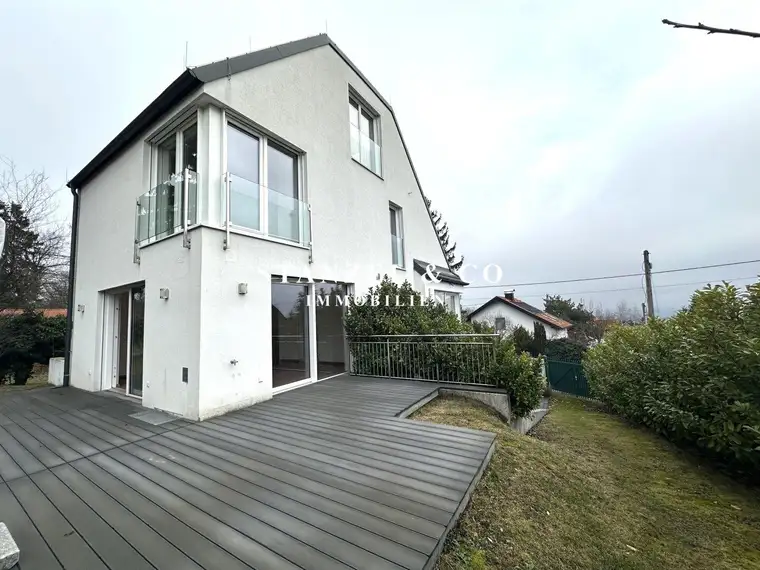 SONNIGES HAUS AM HEUBERG MIT TRAUMBLICK