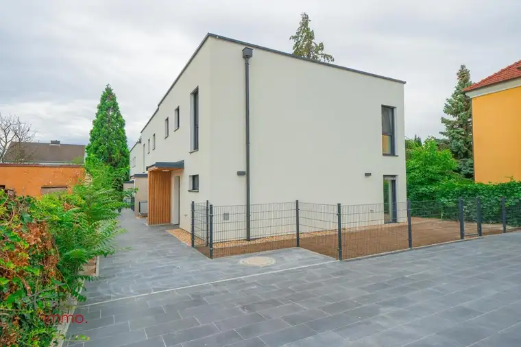 4-Zimmer Familientraum: Exklusives Reihenhaus!