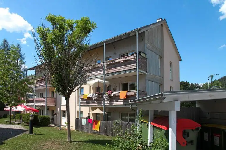 Nette 2 Zimmer Wohnung im Zentrum