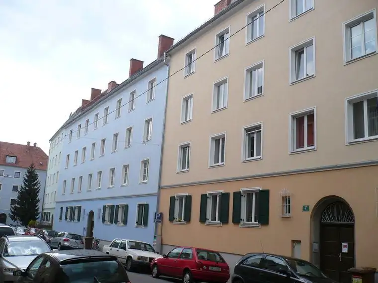 Neu sanierte Mietwohnung