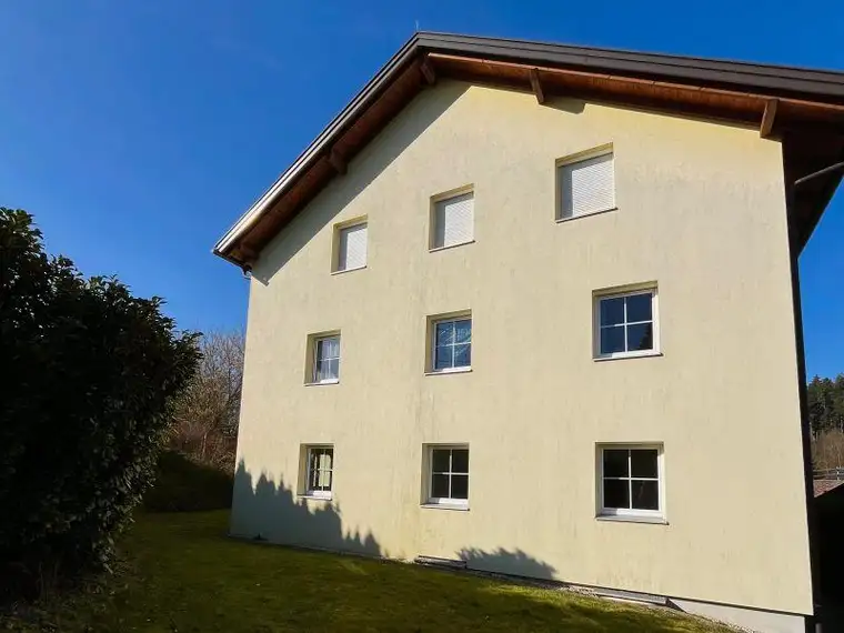 Familientauglich und Durchdacht - 4-Zimmerwohnung mit Loggia