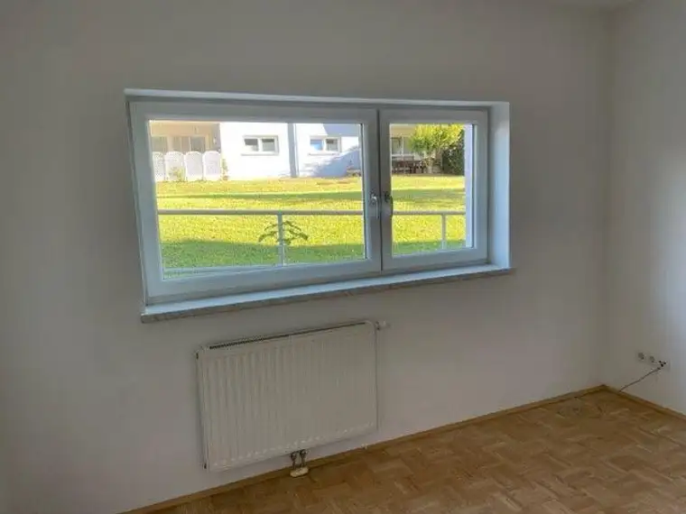 Erdgeschosswohnung AB 01.09.2026!