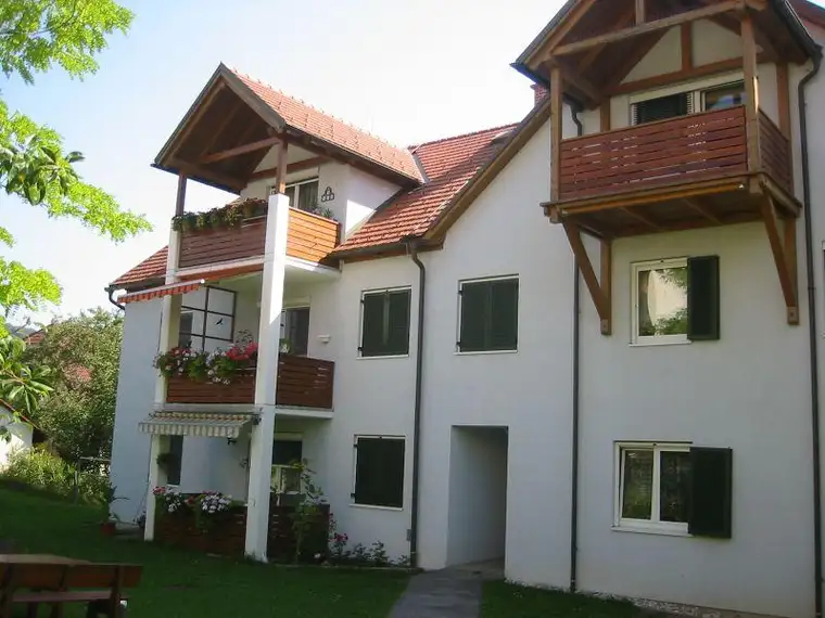 Geförderte 4 Zimmer Mietwohnung in Pöllau, Ortenhofenstraße 85