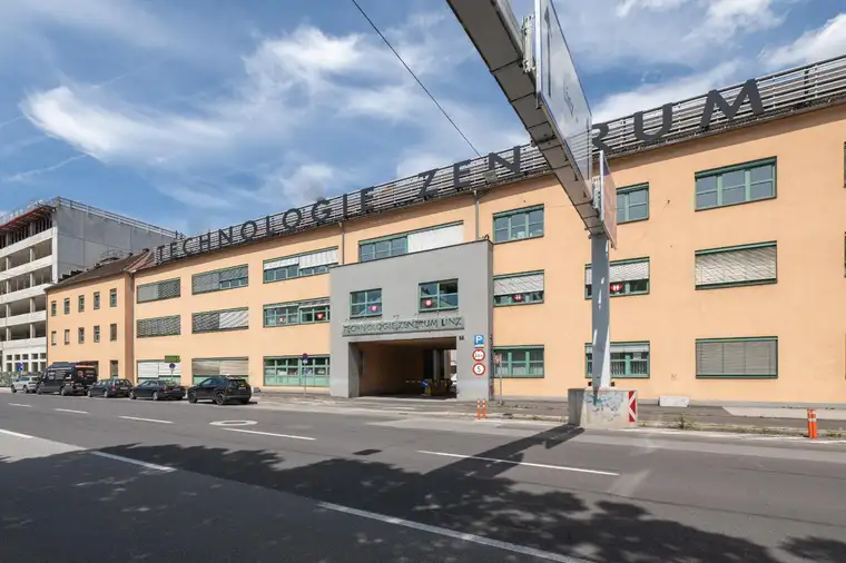 PROVISIONSFREI! Großzügige Bürofläche im Gewerbeviertel Linz zu mieten