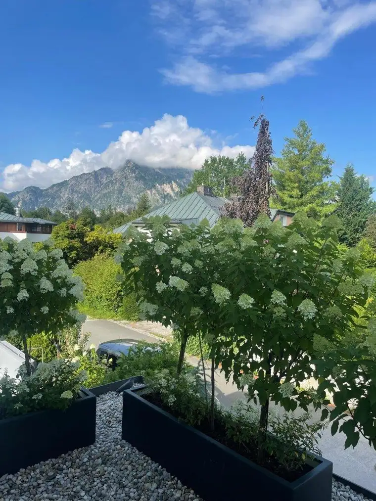PREMIUM REIHENENDHAUS MIT POOL!