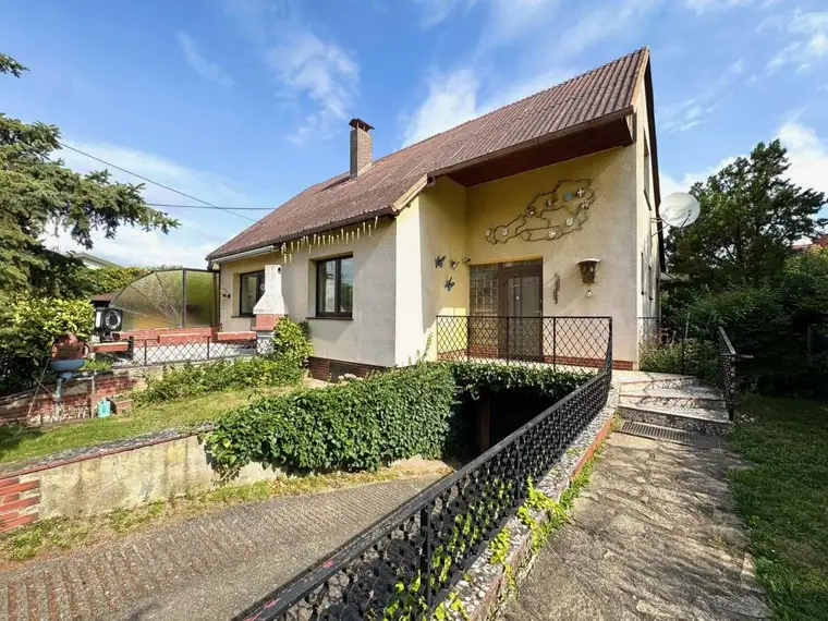 ++ NEU ++ CHARMANTES EINFAMILIENHAUS ++ in KAPELLERFELD