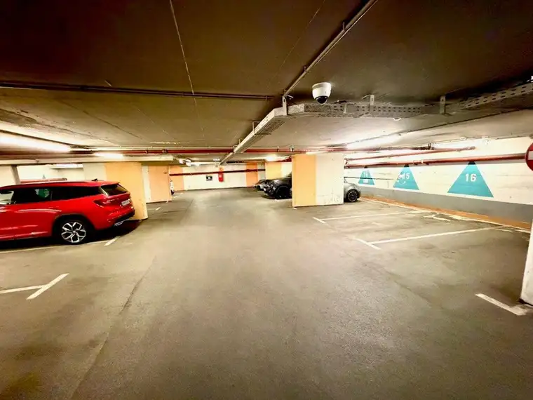 ++ PKW-TIEFGARAGENPLÄTZE ++ in Mödling, Enzersdorfer Strasse 4