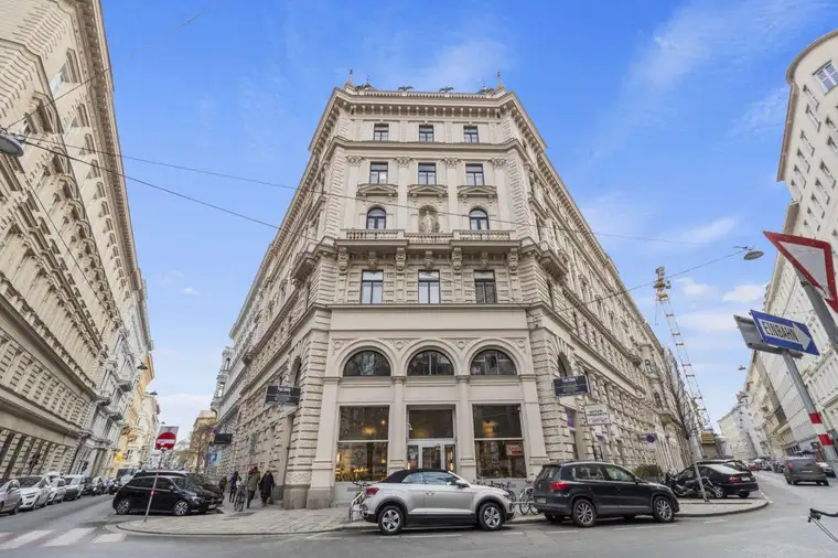 ++ DACHGESCHOSS CITY-BÜRO ++ repräsentativ, zentral, bezugsbereit