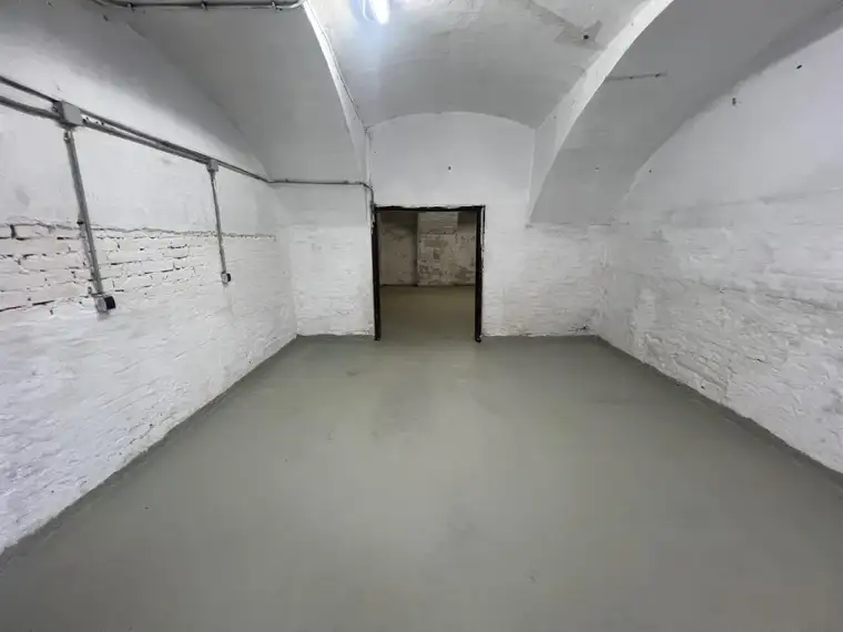 LAGER / LOKAL am RENNWEG - Flexible Nutzung möglich