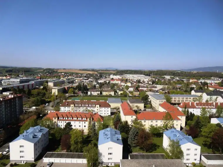15353 - 4 Zimmerwohnung mit toller Aussicht zu verkaufen!