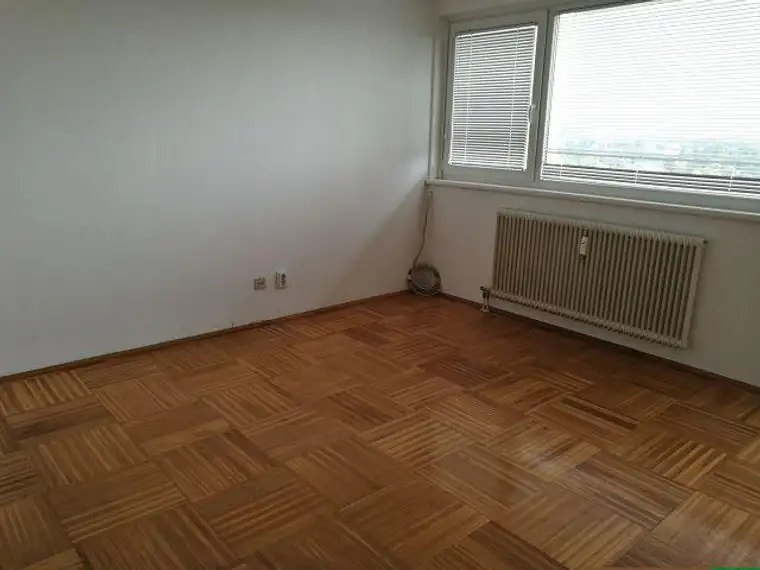 15374 Nähe Regierungsviertel