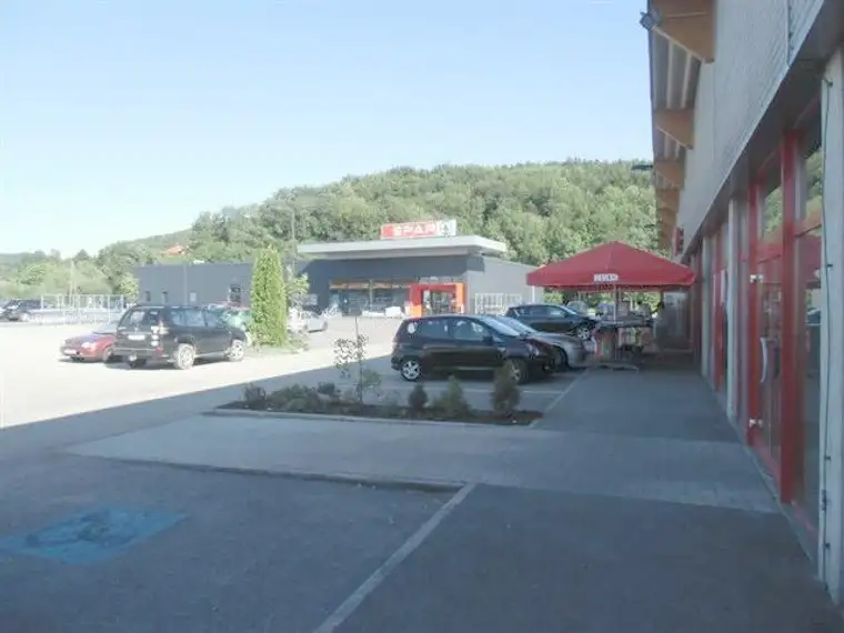 15247 Geschäftslokal im Einkaufszentrum!
