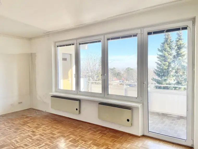 PROVISIONSFREI VOM EIGENTÜMER! GROSSZÜGIGE 4-ZIMMER-WOHNUNG MIT LOGGIA NÄHE ZENTRUM IN BRUNN AM GEBIRGE!