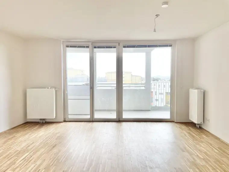 PROVISIONSFREI VOM EIGENTÜMER! IDEALE FAMILIEN-WOHNUNG MIT 3 ZIMMERN UND LOGGIA NÄHE U6!