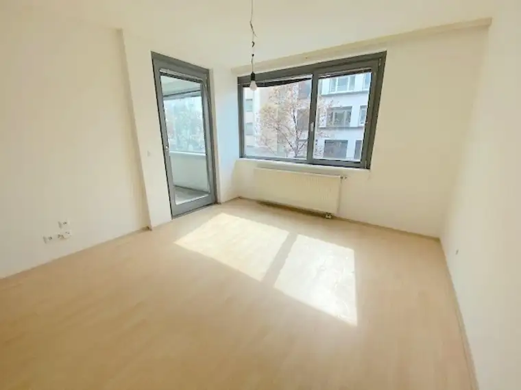 BAURECHTSEIGENTUM! PROVISIONSFREIE 2-ZIMMER WOHNUNG MIT WINTERGARTEN BEIM UKH LORENZ BÖHLER!