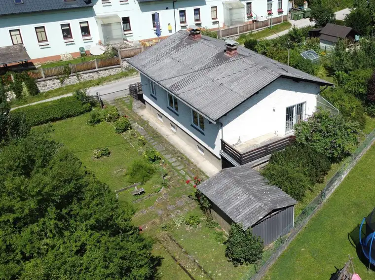 Wohnen im Tor zum Höllental - Haus mit Möglichkeiten