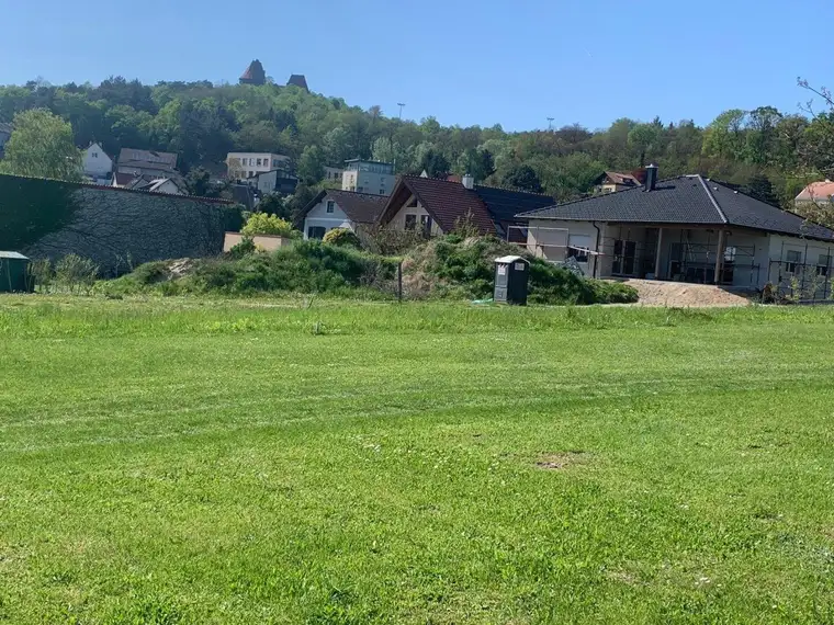 Baugrundstück Leobendorf Zentrum unter der Burg Kreuzenstein !! PROVISIONSFREI !!