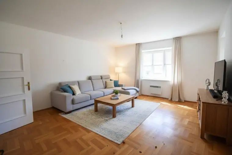 Familienfreundliche Wohnung in guter Lage - 2620 Neunkirchen