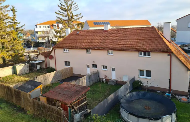 Charmante Mietwohnung im Reihenhaus mit Garten in Moosbrunn