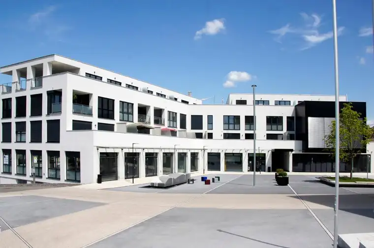 Lichtdurchflutete Mietwohnung mit Loggia &amp; Einbauküche – 57 m² – Top D14