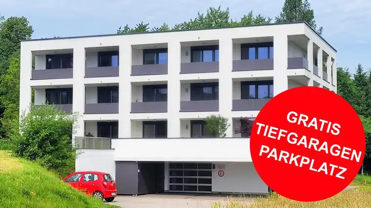 Wohnen mit Aussicht: Moderne Mietwohnung mit Balkon, Küche &amp; gratis TG-Platz – Top 04