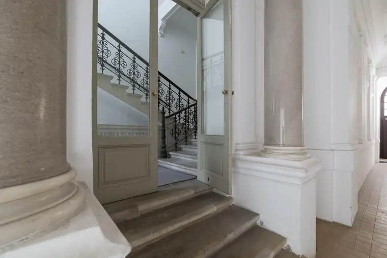 Erstbezug! Altbau Nähe Innenstadt!
