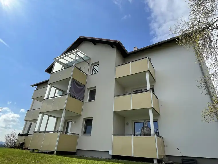Familienwohnung mit 2 Kinderzimmern in ruhiger, ländlicher Gegend - Übersiedelungsbonus 2 Monate nur die Betriebskosten zahlen!!