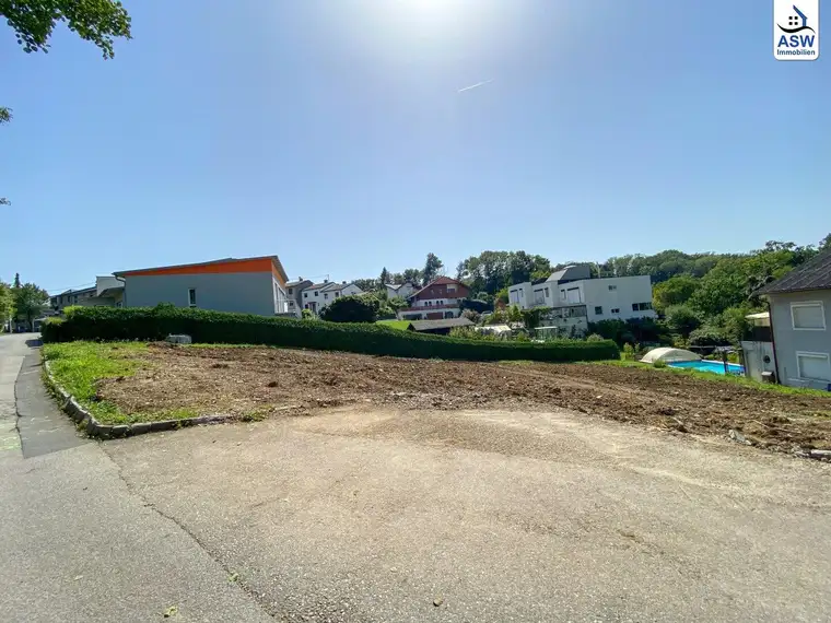 Exklusives Baugrundstück für Einfamilienhaus oder Doppelhaus in zentraler, sehr begehrter Lage