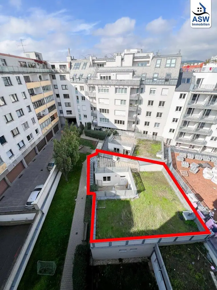 Büro/Praxis mit 4 Räumen: ca. 106 m2, ca. 8 m2 Terrasse und ca. 18 m2 Garten in U-Bahn-Nähe (Bürowidmung)