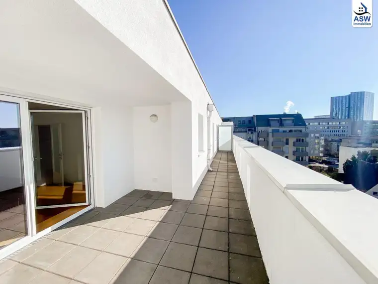 4-Zimmer-Dachgeschosswohnung mit schöner Terrasse