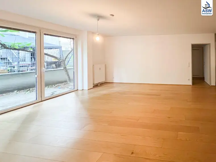 Perfekt aufgeteilte 3-Zimmerwohnung mit Terrasse und Garten