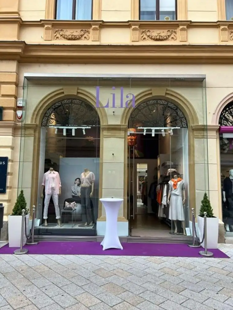 Zur Vermittlung gelangt der ehem. Jones Laden in bester Lage vom Badener Zentrum