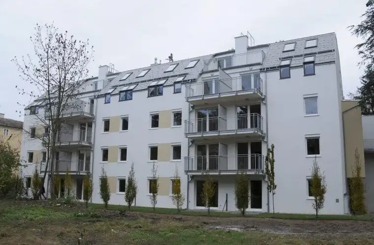Stellplätze zu vermieten - Seuttergasse 44, 1130 Wien