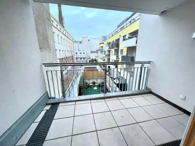 2-Zimmer-Wohnung inkl. Heizkosten gegenüber U4/U6 Längenfeldgasse