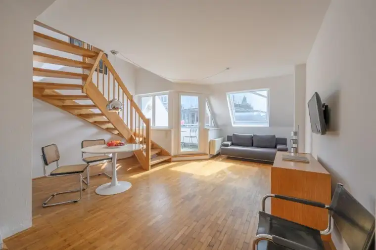 Fully Furnished with A/C for up to 6 months with Balcony
