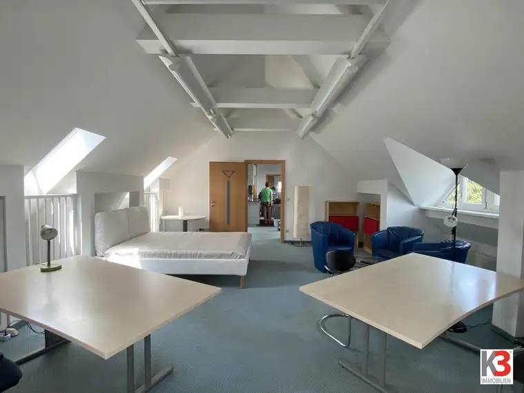 !!! Neuw. möbl. Wohnung (als WG) an 3 MOZARTEUM-STUDENTINNEN (1 x 660, 1 x 660, 1 x 880) zu vermieten !!!