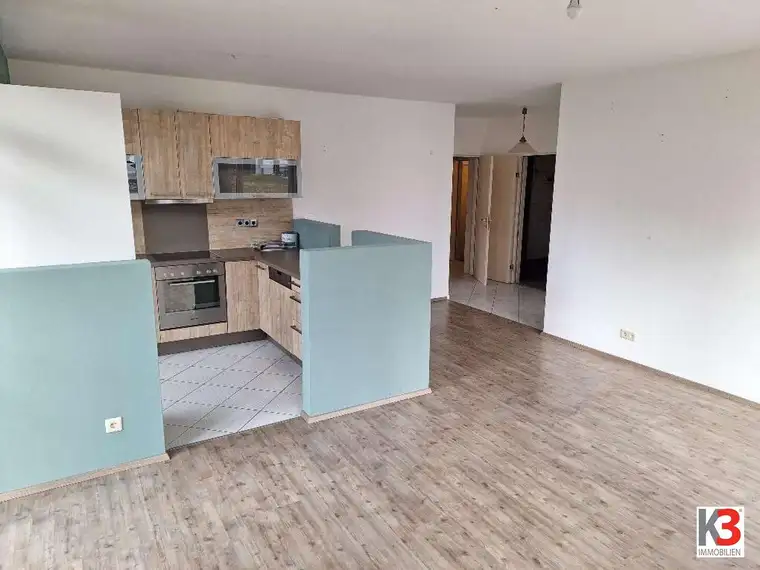 K3 - Bürmoos - gepflegte, sonnige Terrassenwohnung, die komplett im Jahr 2023 saniert wurde, zu kaufen!!!