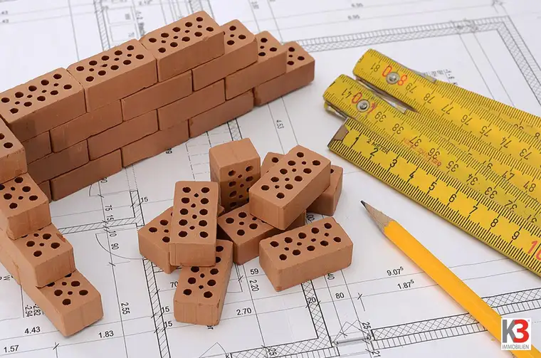 K3 - Ihr großzügiges Grundstück in Moosbach - auch teilbar - Ideal für Ihr Zuhause - mit Altbestand!!