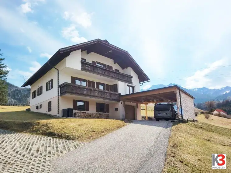 K3 - EINMALIG! TRAUMHAFTES WOHNHAUS MIT UNVERBAUBAREM ALPENPANORAMA. Familienoase in einmaliger Naturlage. Sonnig und nebelfrei.