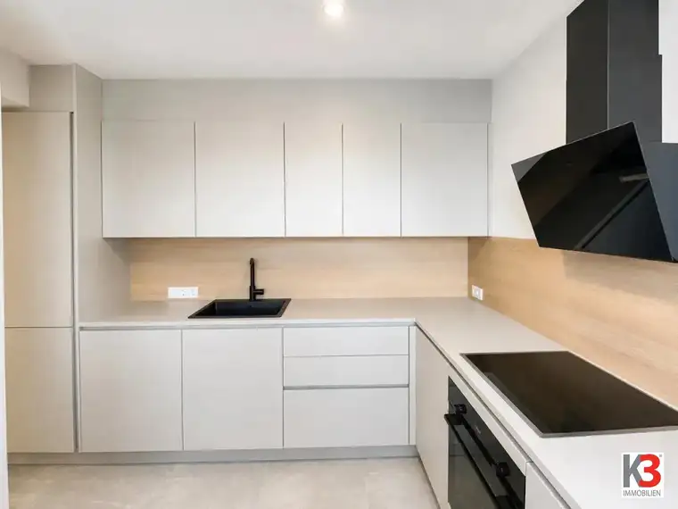 K3 - Neumarkt - Sanierte Dreizimmerwohnung mit Tiefgaragenplatz zu kaufen!!!