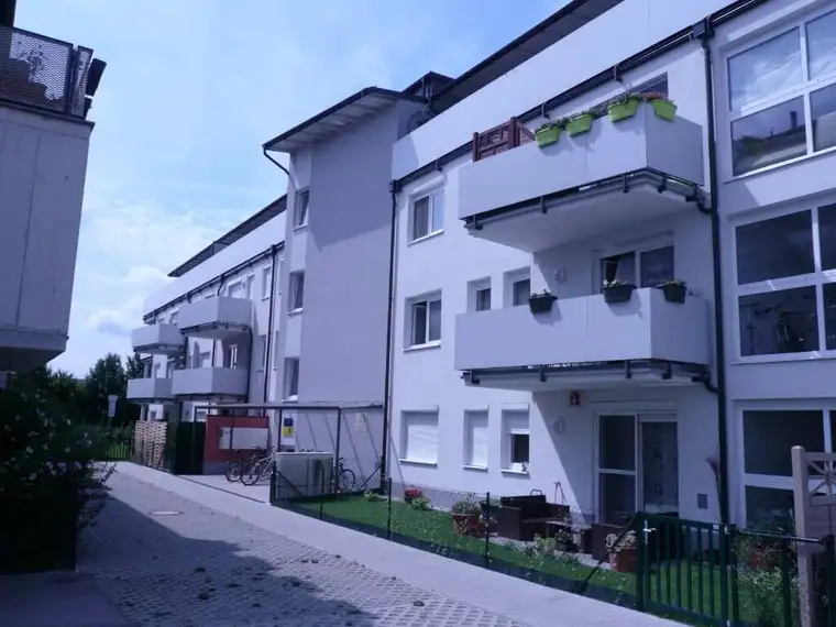 Garagenplatz Schwechat