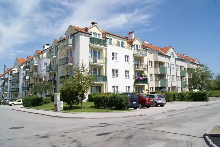Dreifacher Balkon-Genuss – 3-Zimmer-Wohnung
