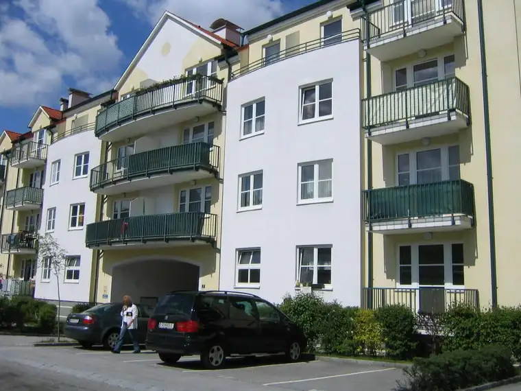 Helle 3 Zimmer mit Balkon und Parkplatz in Gmünd