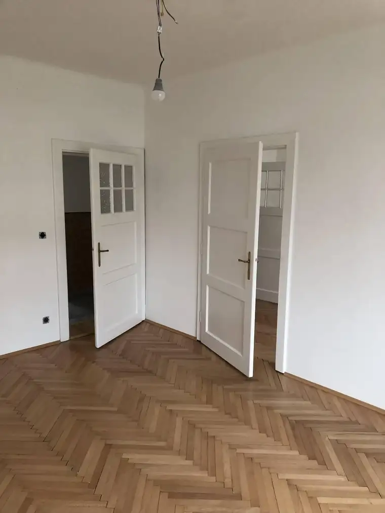 SANIERTER FAMILIENHIT! Leistbare 4 Zimmer Wohnung mit Balkon