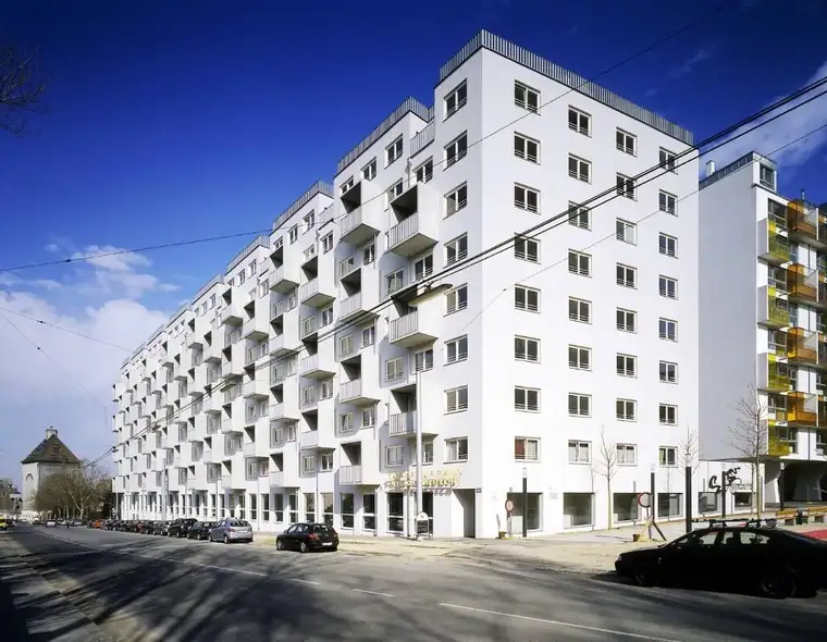 Garagenplatz Absberggaasse 45a