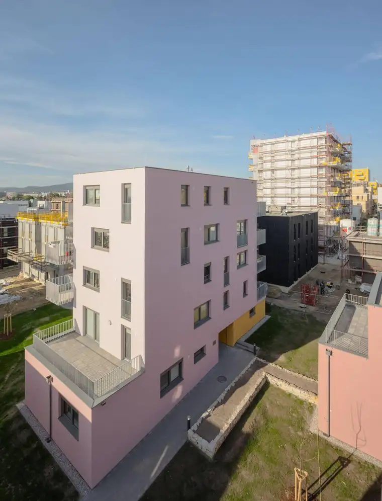 Büro/Atelier/Studio mit Garten, Terrasse und Lager