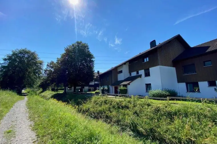 Wohnen im Grünen: Garten-Wohnung in Wolfurt