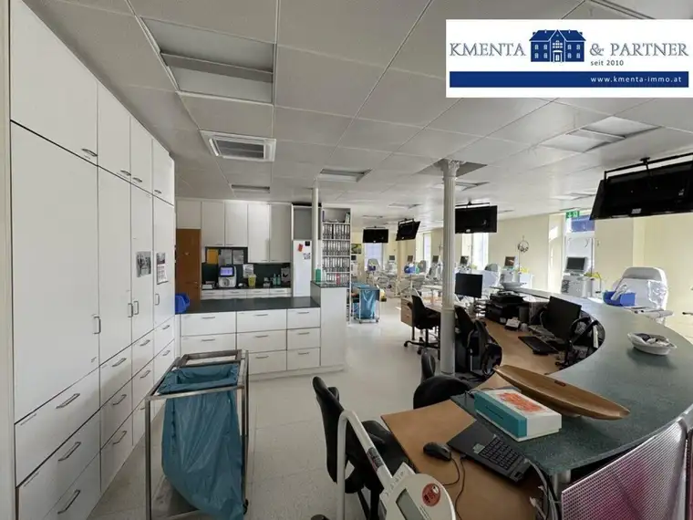 Zentrale Geschäftsfläche mit Umnutzungspotenzial – ideal für Praxis, Büro oder Wohnung