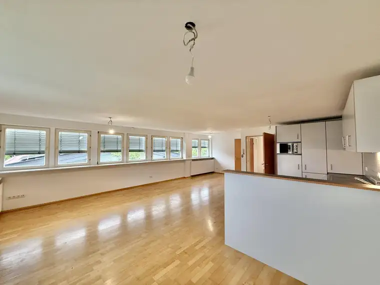 Großzügige Wohnung in Lustenau zu vermieten!