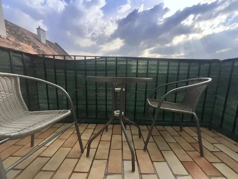 schön renovierte ETW in Zentrumslage mit Balkon